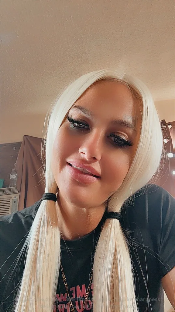 come play with me - Photo 6 | Escort in Herndon