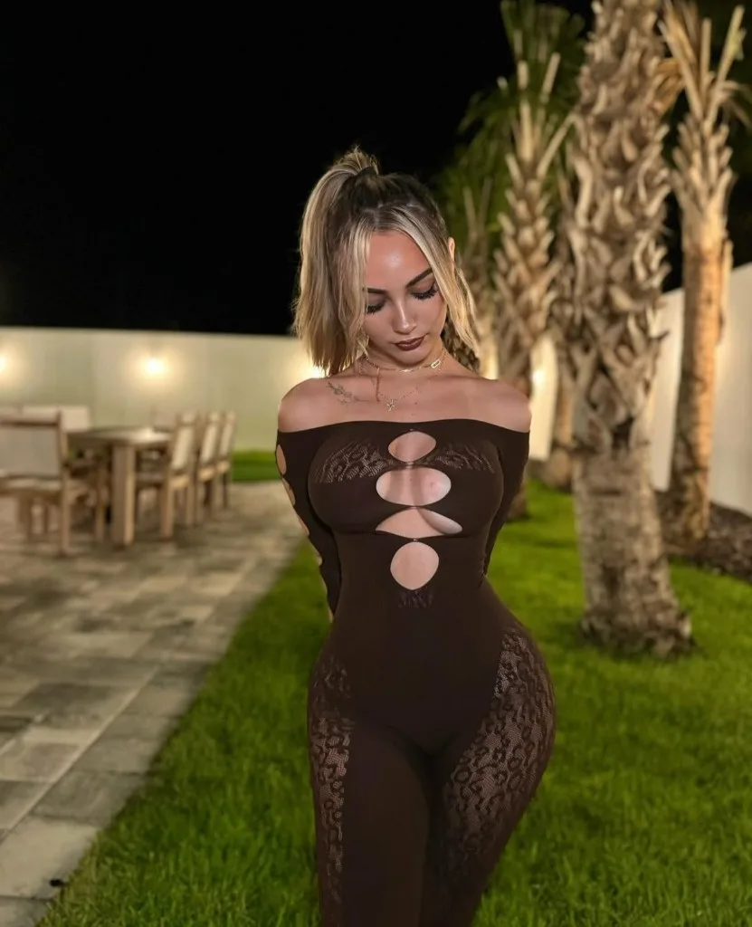 Treat Yourself Tonight - Photo 3 | Escort in Orange County