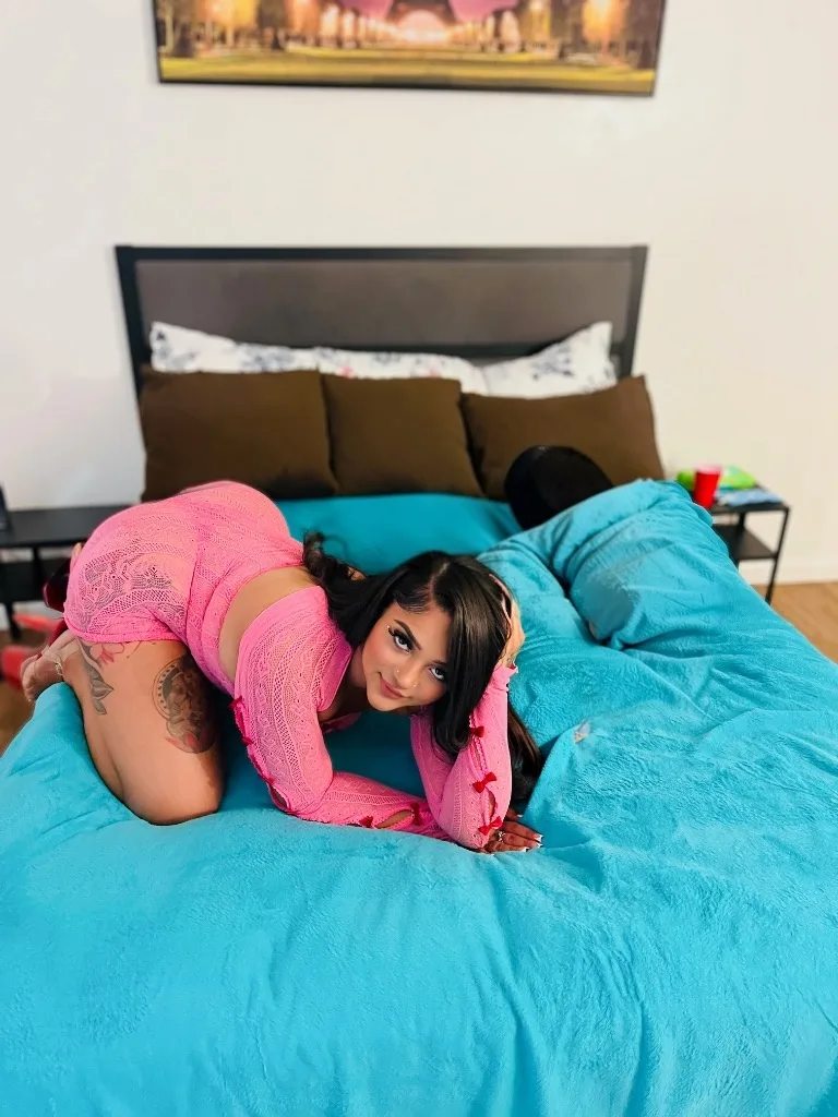 Brianna Godness - Photo 2 | Escort in Long Beach