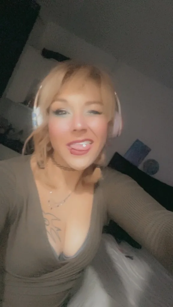 SAN FRANCISCO NEW PHONE NUMBER!!!! PAWG MILF Best BJ of your life! - Photo 2 | Escort in Downtown San Francisco