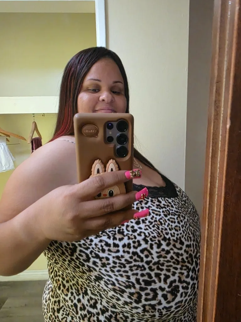 I sell feet and Breast Pictures. Available for meets, Video Chat, Sexting, etc. Serious Inquiries Only. Cum enjoy my 50H Natural Breast. - Photo 4 | Escort in Buena Park