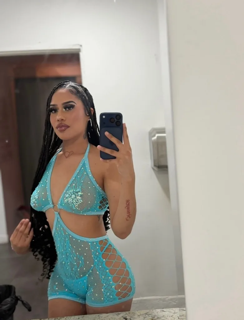 NEW LATINA IN TOWN - Photo 8 | Escort in Oakland