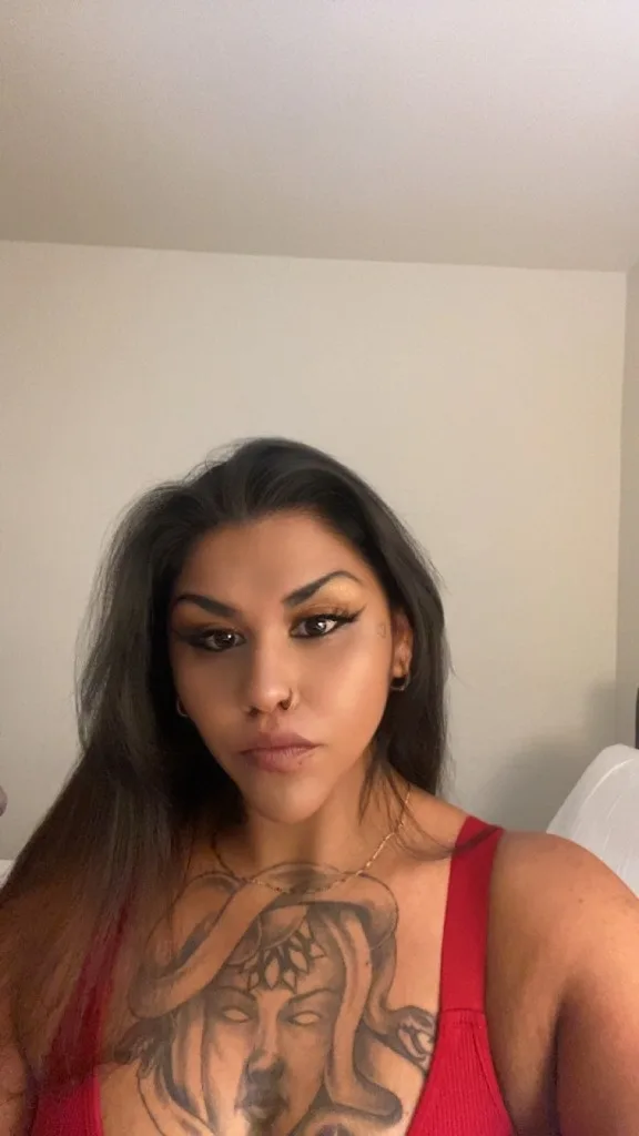 who looking for that booyah outcall/cardate - Photo 4 | Escort in East phx