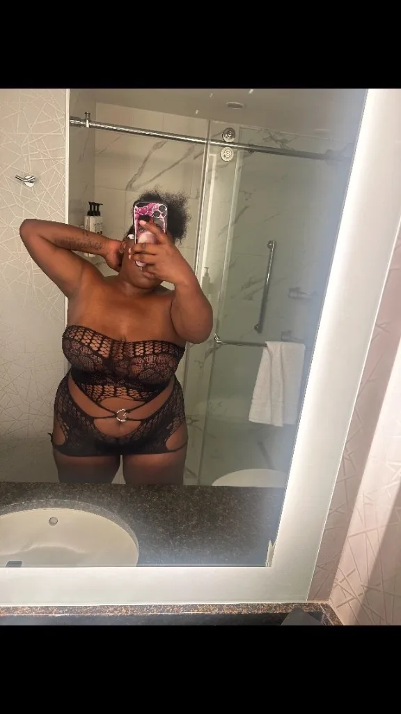 Chocolate Curvy freak 🥰INCALL /OUTCALLS - Photo 8 | Escort in San Francisco