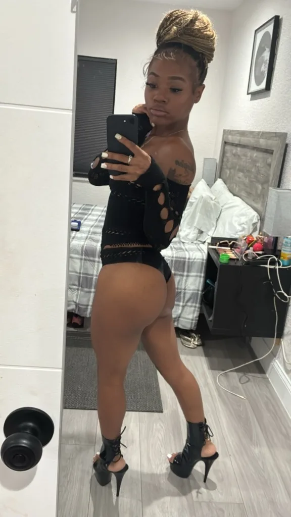 come see me incalls only - Photo 3 | Escort in Birmingham