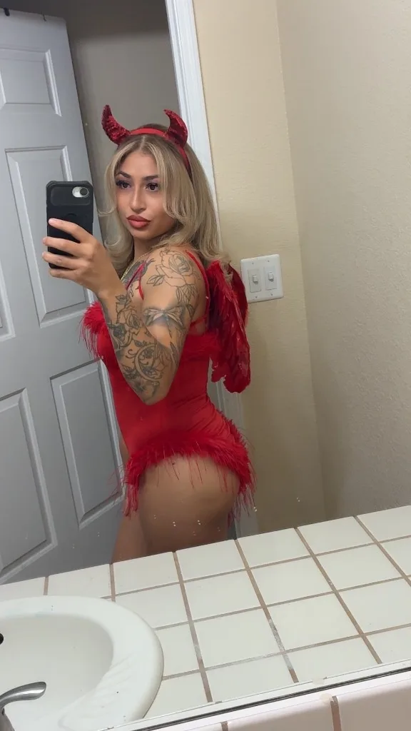 Your guilty pleasure awaits. - Photo 3 | Escort in Sacramento