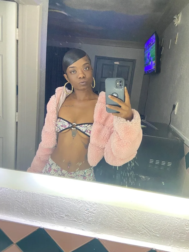 INCALLS SPECIALS - Photo 4 | Escort in Los Angeles