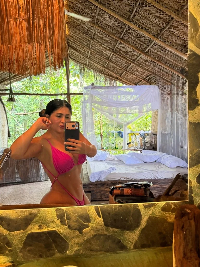 FUN SIZED 4'11 COLOMBIANA PRETTY AND CURVY visting town - Photo 9 | Escort in San Diego