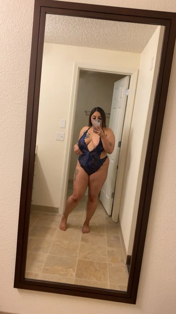 Big tittie Latina 🥰 available now car/fun and Outcalls - Photo 7 | Escort in Outcall ONLY