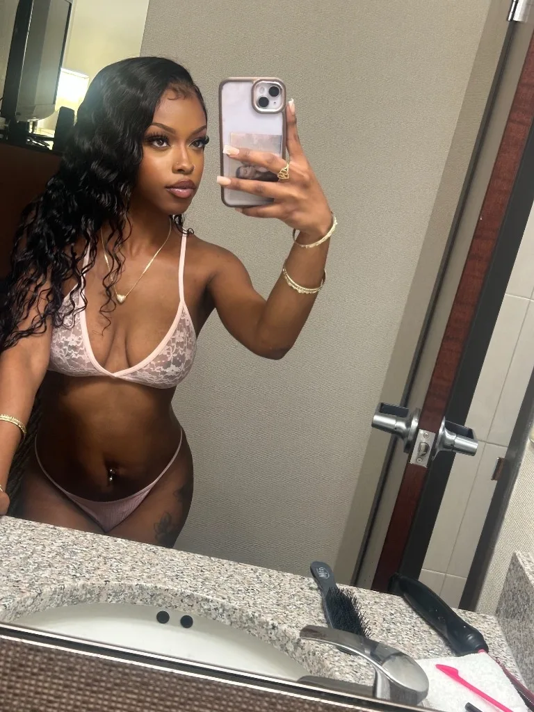 specials! available 24/7 to stroke out your stress🤤 - Photo 3 | Escort in Hollywood