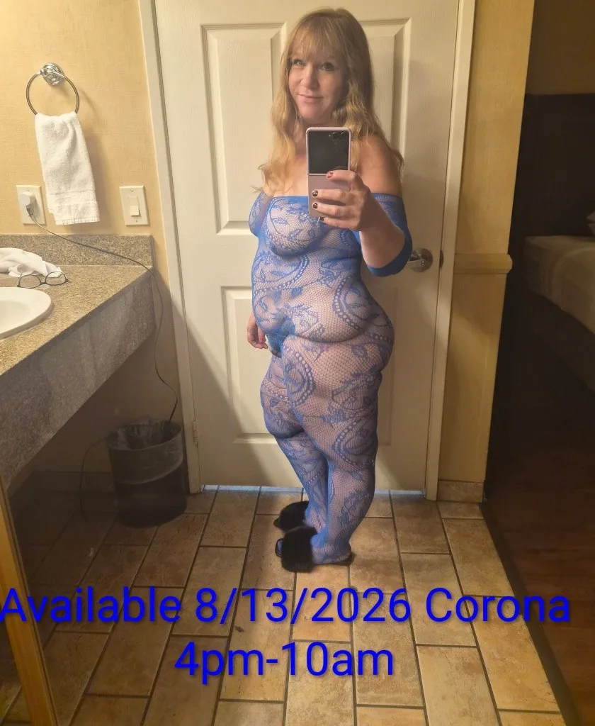 Cum bounce my bubble butt! - Photo 2 | Escort in Santa Ana