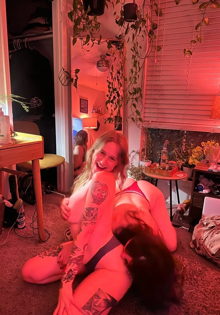 hot sexy queenIncall /out callcar callhome/hotel, party face time show new content sell24/7 - Photo 2 | Escort in San Diego