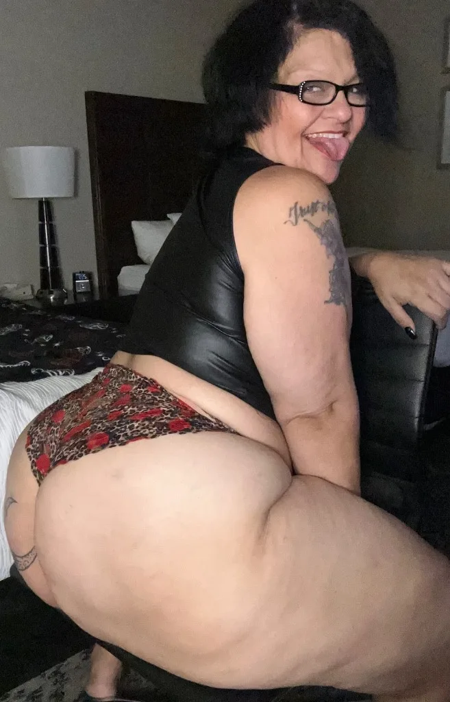 BBW Big Booty All Natural GILF - Photo 3 | Escort in San Francisco Bay Outcall With Deposit ONLY