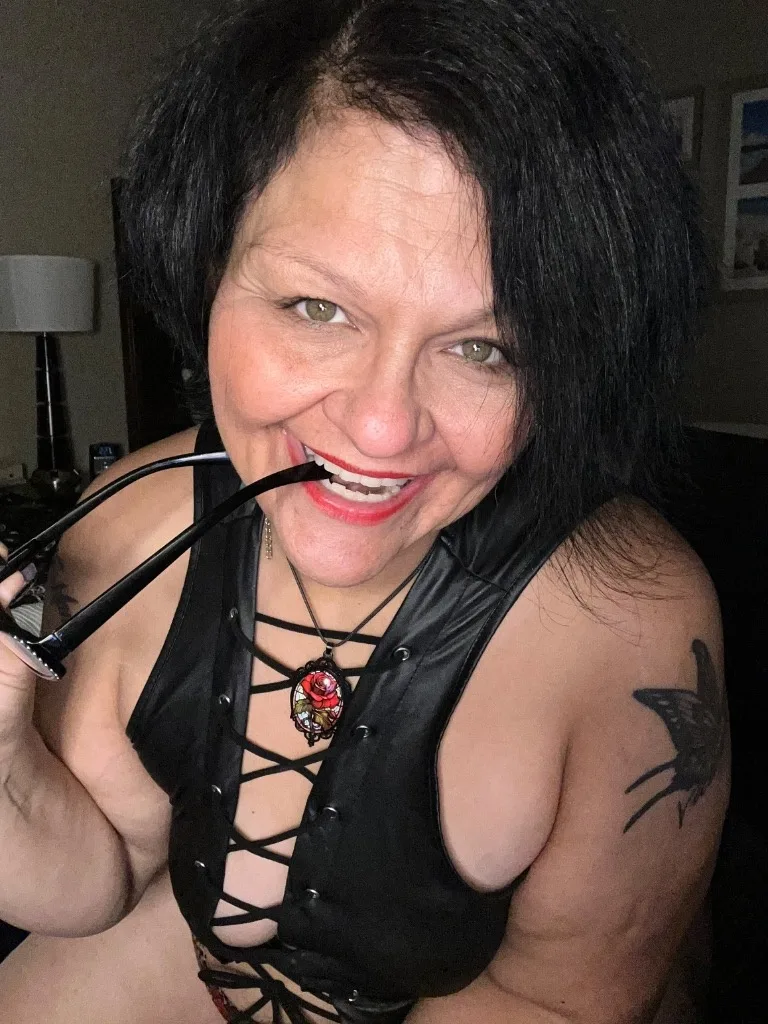 BBW Big Booty All Natural GILF - Photo 10 | Escort in San Francisco Bay Outcall With Deposit ONLY