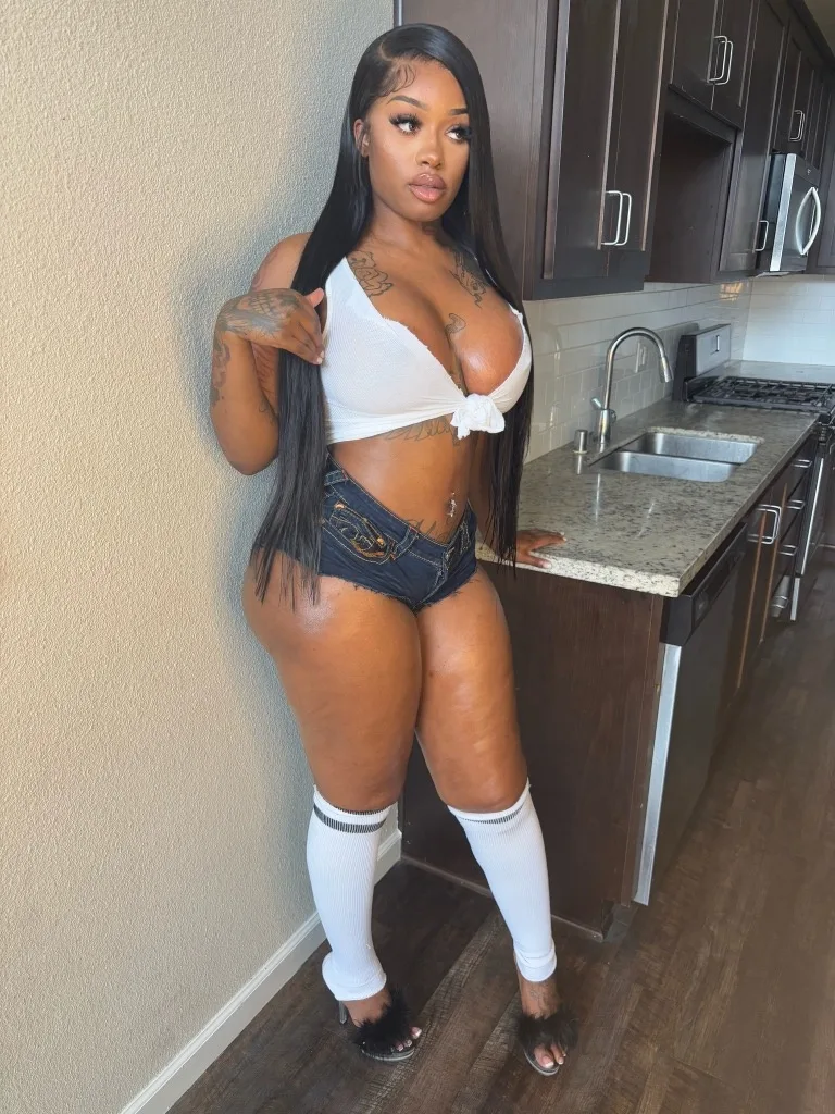 INCALL/OUTCALL NOW☎BIG BOOTY HOTTIE🔥 Belizean Bombshell🔥Facetime/Content Avalible