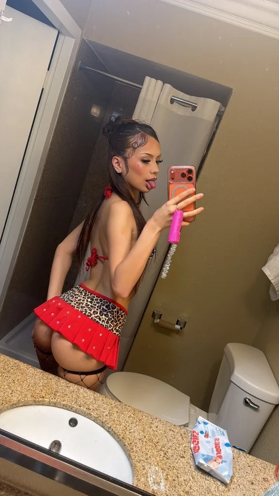 💦😻🌸Young sexy petite latina🌸😻💦