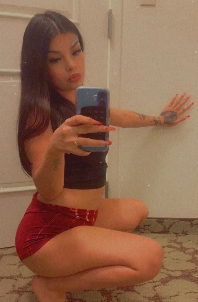 Filipina mami 🌺😍Greek freak 😍😩