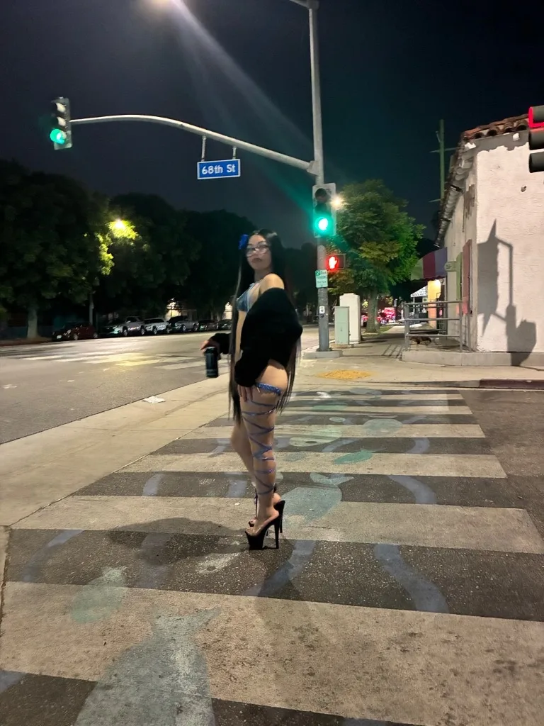 come see me i have a room LB area🥰 - Photo 7 | Escort in Long Beach