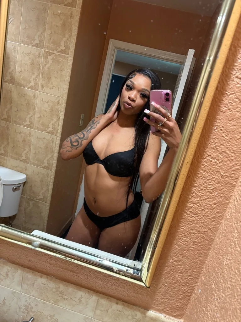 EXOTIC SLIM THICK EBONY OUTCALL ONLY EXOTIC - Photo 3 | Escort in Oakland & Near by city’s