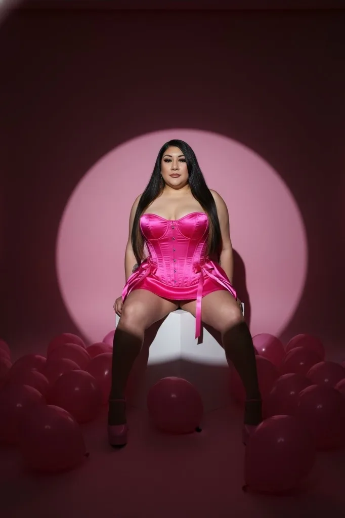Latina🇸🇻 🇲🇽 - Hablo Espanol Tengo cuarto🥰 Vente conmigo - Photo 4 | Escort in Oakland