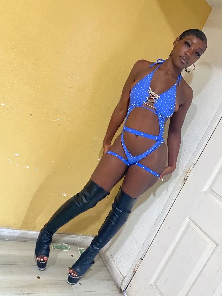 💕buss a nut friday