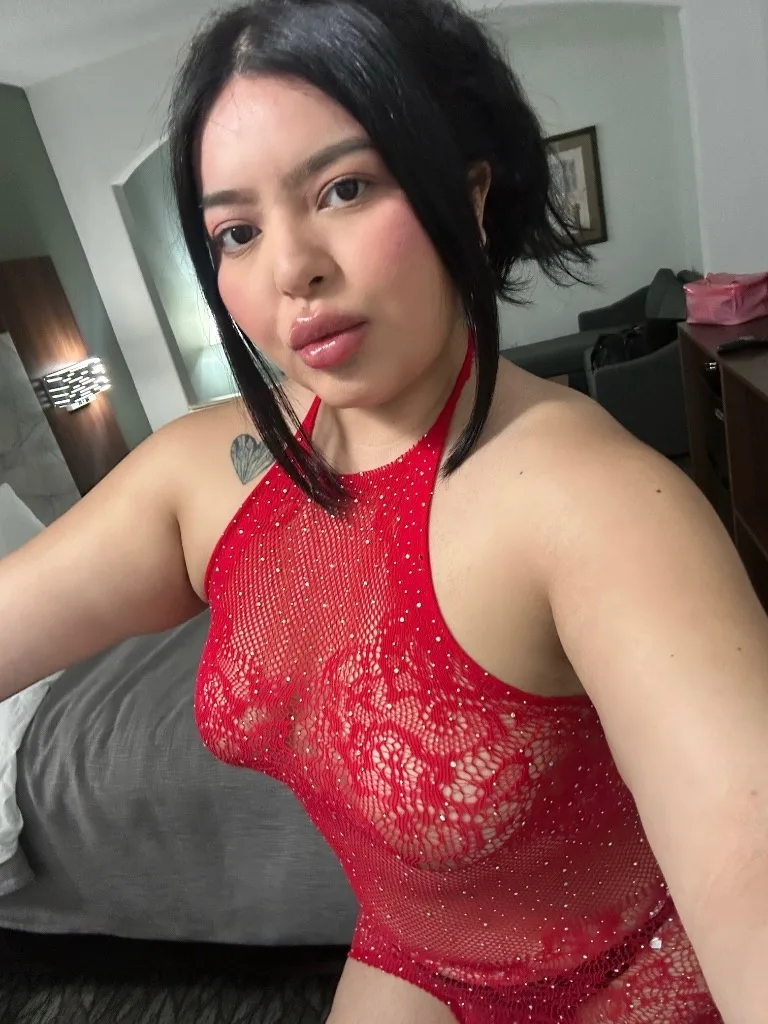 Latina Big Booty - Photo 8 | Escort in Reseda