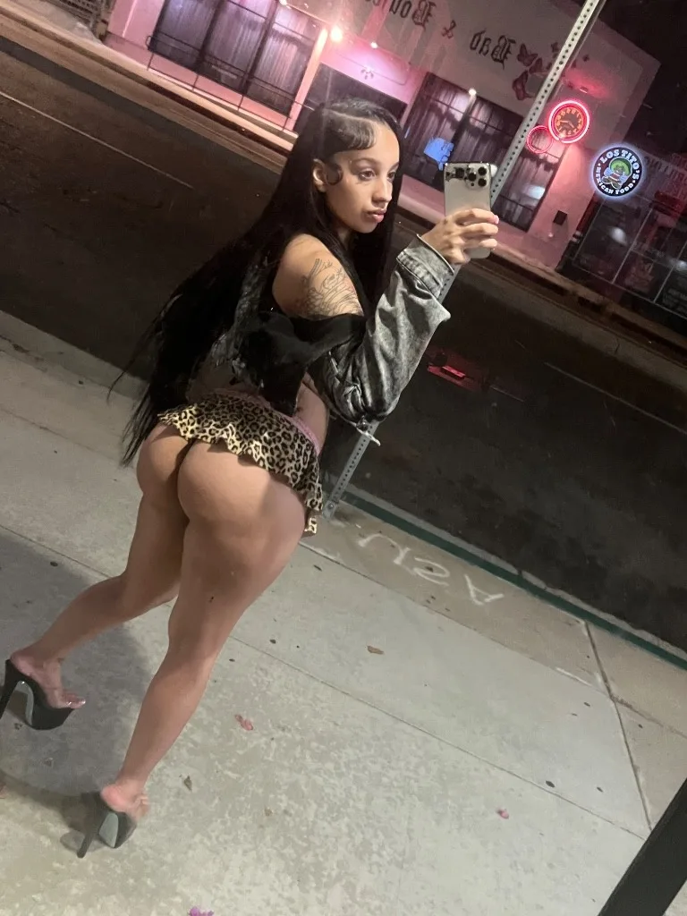 DOMINICAN BARBIE 🇩🇴 - Photo 3 | Escort in Hollywood