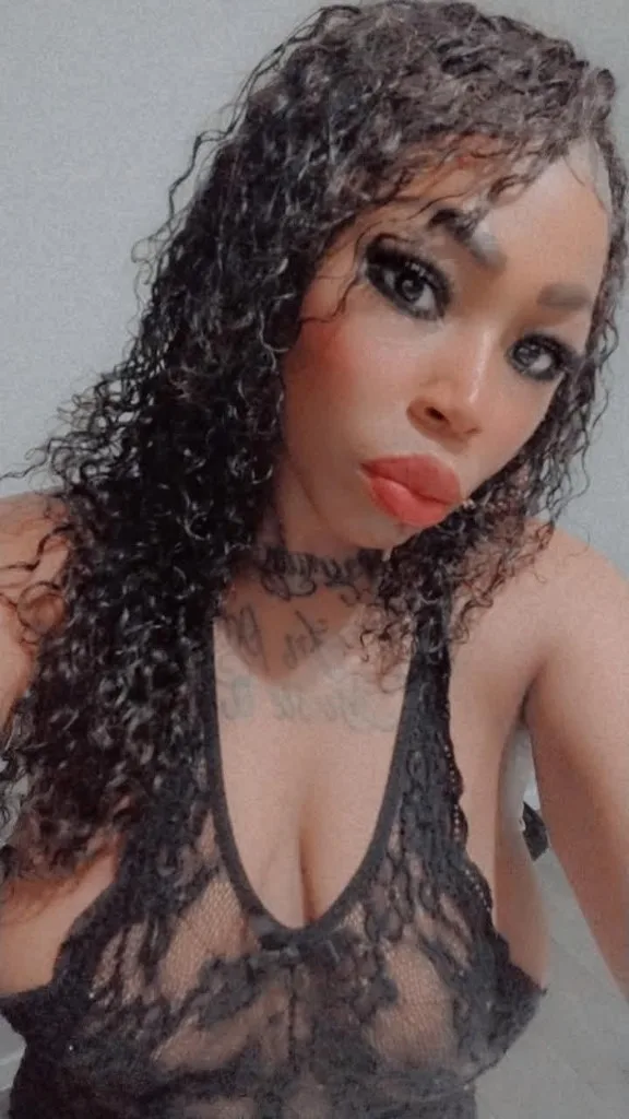 PRETTY YOUNG THING - Photo 1 | Escort in East to West valley
