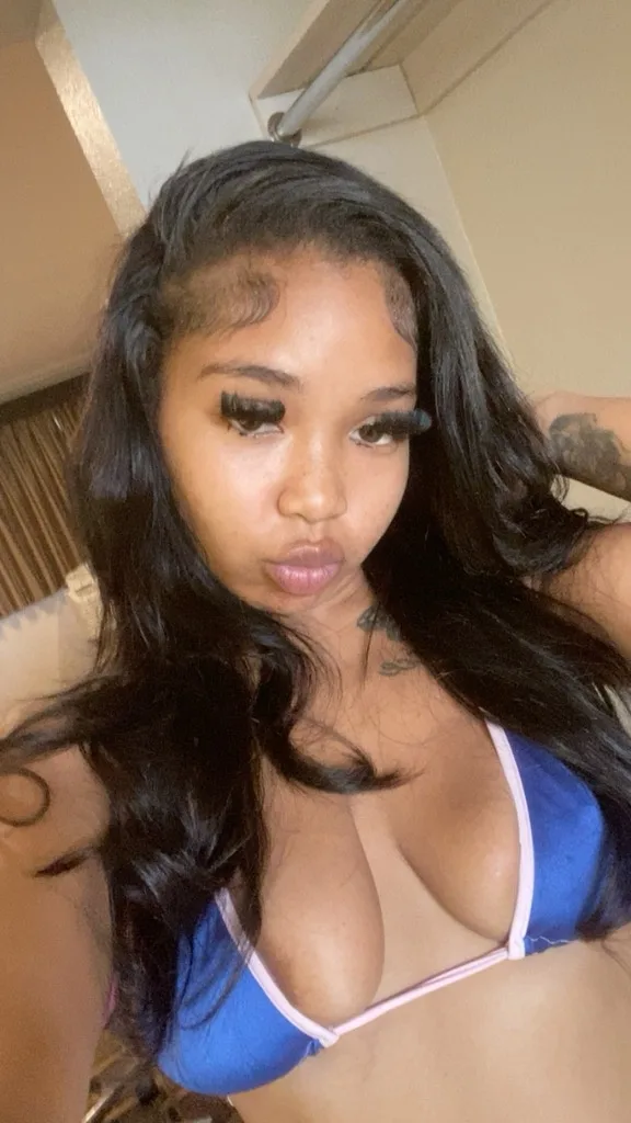 REDBONE PETITE BLASIAN HOTTIEINCALLS & OUTCALLS 24/7ASK ABOUT MY CONTENT & SQUIRTING FTSHOWS🤭 - Photo 2 | Escort in Los Angeles