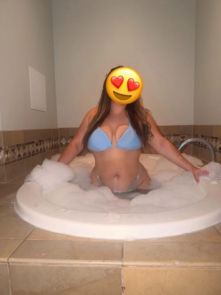 RICA ARGENTINA🇦🇷 TETONA Y NALGONA - Photo 2 | Escort in KoreaTown- Downtown- Hollywood- North Hollywood