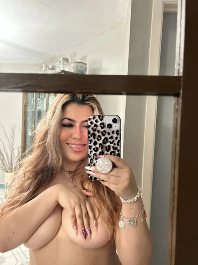 💋YOur BeSt Kept SeCret💋and yummy treat 🍭 craving a naughty fuck buddy 😈