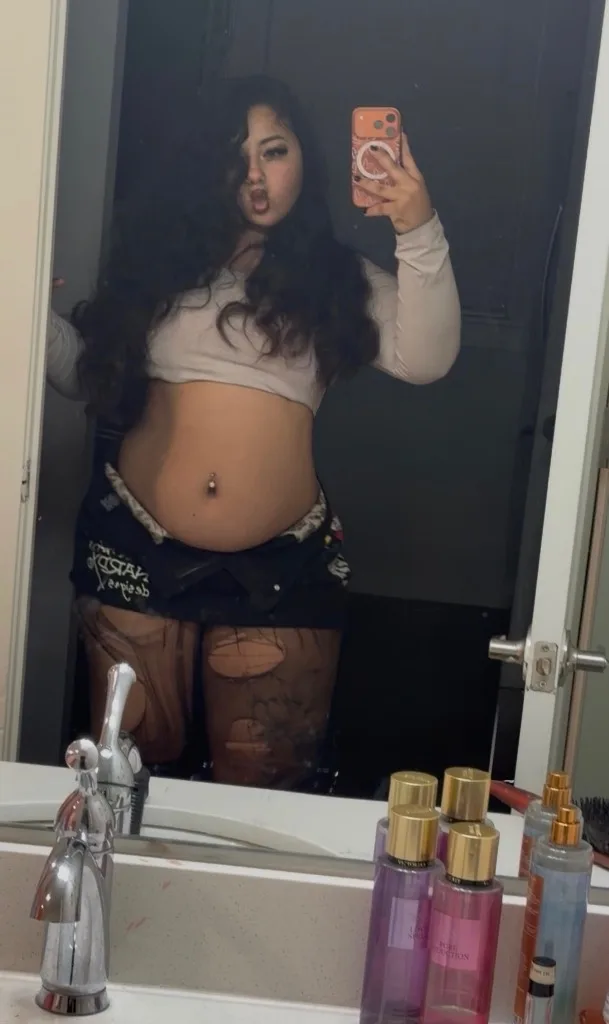 4'11 Foreign AngelCome See MeWettest In Town🫦Facetimes Available 🫶🩷 - Photo 2 | Escort in Incall