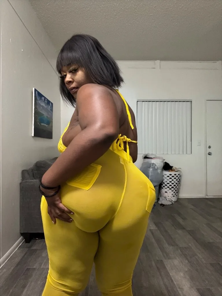 Head doctor with all that ass - Photo 2 | Escort in 43ave camelback