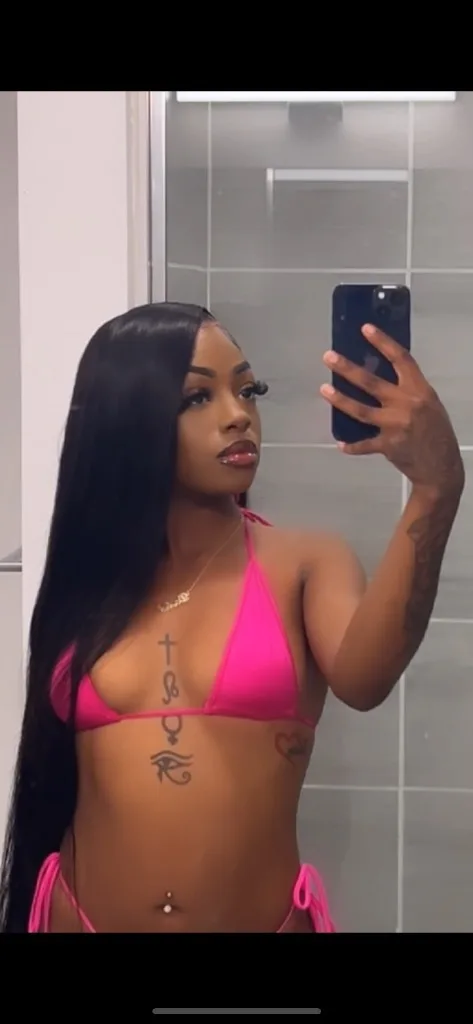 Available 25/8 Let’s have funpetite body - Photo 4 | Escort in Downtown Los Angeles