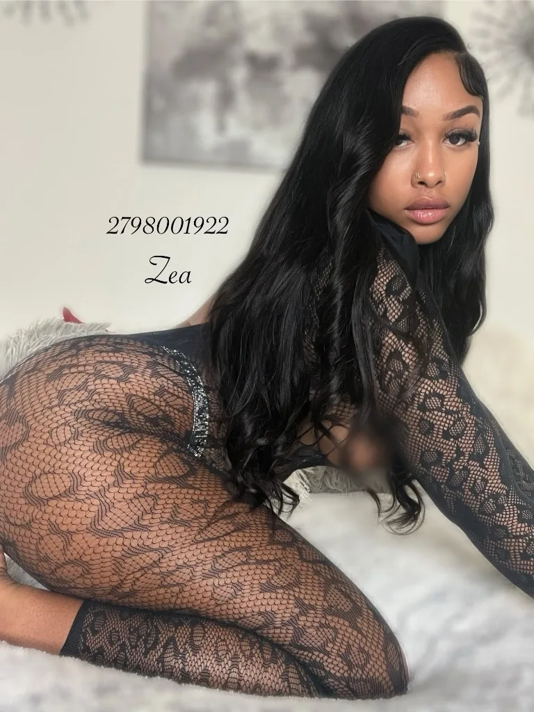 Avaliable Now 🟢 o Outcalls Deposit Required 🟢All NATURAL THICK BEAUTY EXCULSIVE SERVICE No LOW BALLERS Exotic High class Beauty Highly Reviewed - Photo 1 | Escort in Outcalls 🏨📍