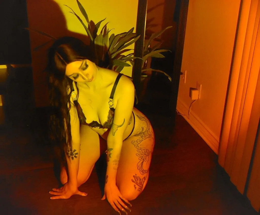 Sexy, Flexible, Tall Snow Bunny Outcall Only All Natural All Real Experience the Unique Sensations of Sage READ BIO ⬇⬇⬇ - Photo 4 | Escort in Los Angeles