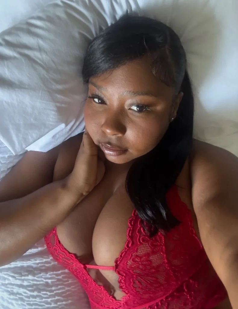 BAHAMIAN COLLEGE BADDIE 🇧🇸 YOUR SWEETEST ISLAND ESCAPE - Photo 4 | Escort in San Jose airport area