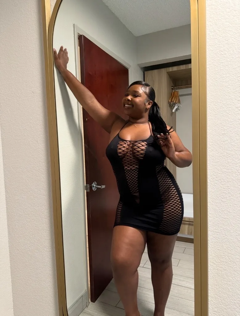 BAHAMIAN COLLEGE BADDIE 🇧🇸 YOUR SWEETEST ISLAND ESCAPE - Photo 6 | Escort in San Jose airport area