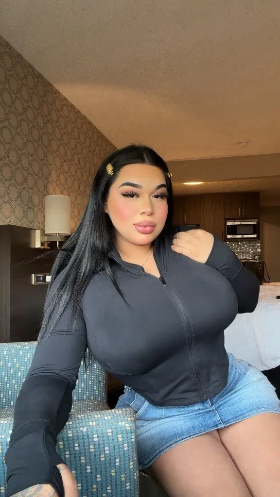 Sexy melissa Visiting 100% Real Trans sexy linda - Photo 4 | Escort in Bakersfield