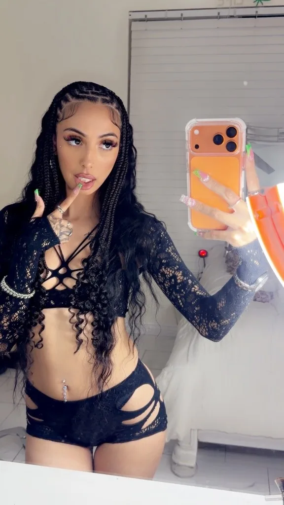 Your Biggest Fantasy🫦 OutCalls - Photo 2 | Escort in Phoenix
