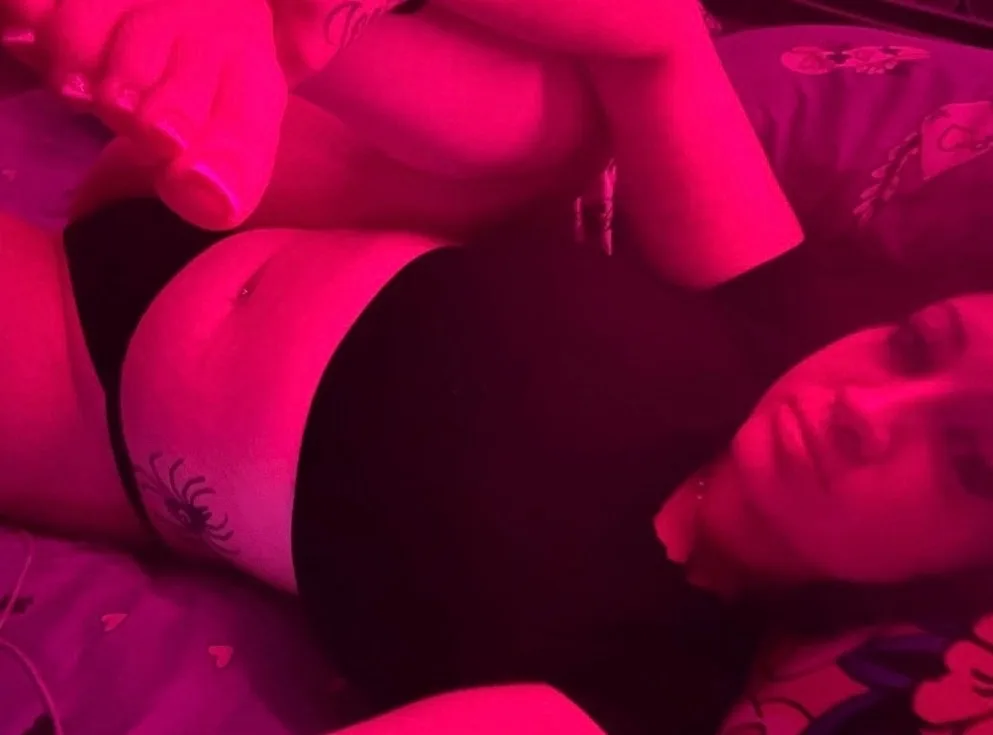 2 GIRL SPECIAL - Photo 5 | Escort in Buena Park • Cerritos • Anaheim & Surrounding Areas