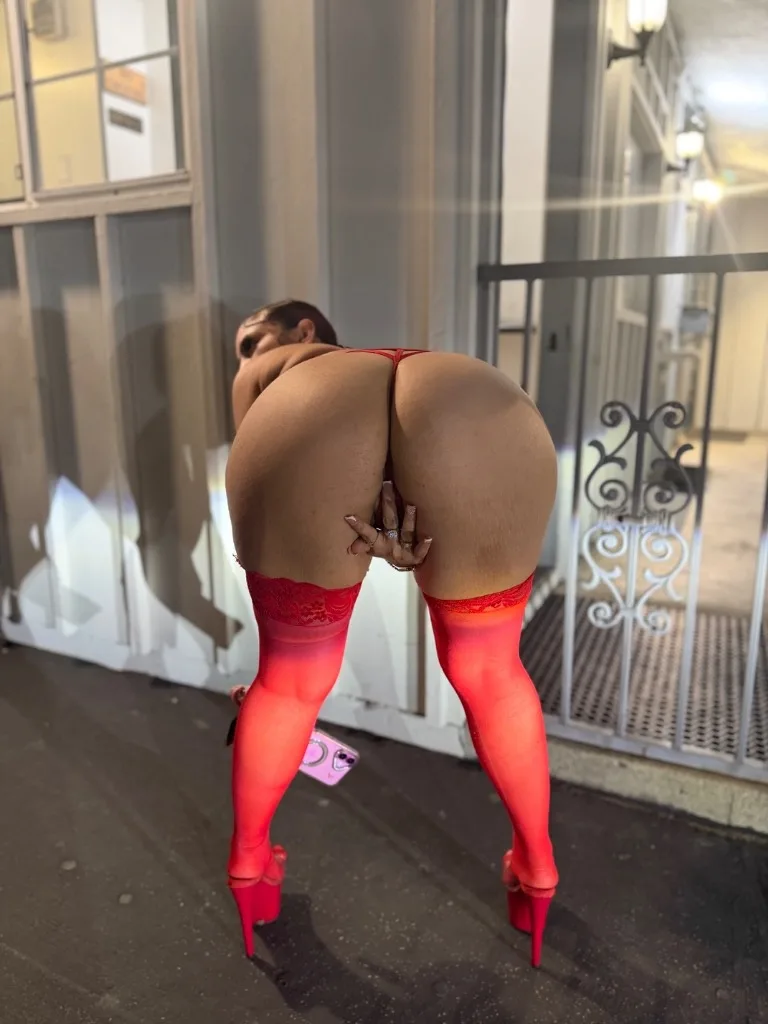 SPECIALS 5AM-10AM - Photo 4 | Escort in Westmont