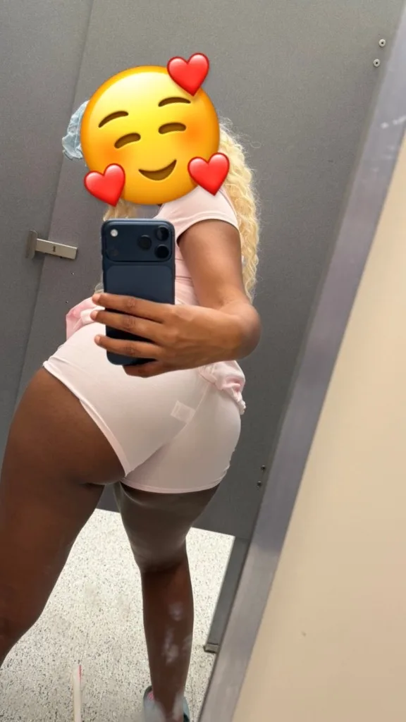 Soft Skin Ebony - Photo 2 | Escort in Montclair
