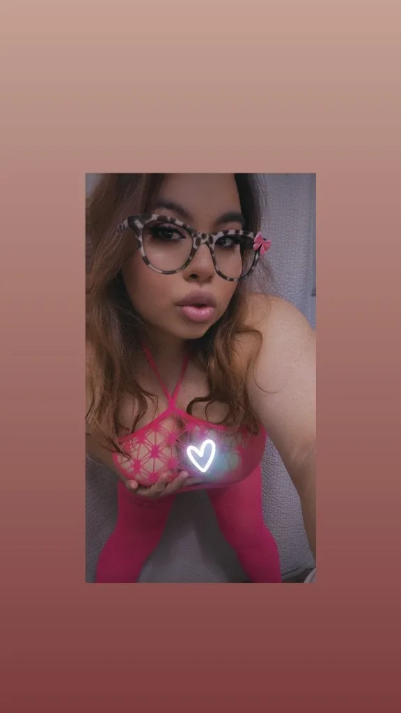 content only - Photo 2 | Escort in Content only