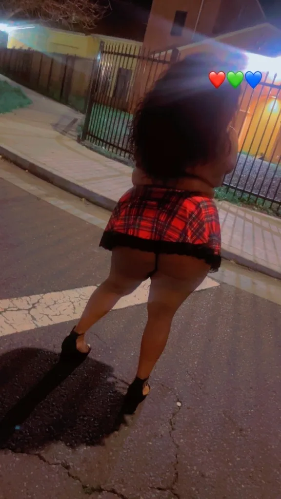 THROATOLOGIST - Photo 3 | Escort in South Sacramento