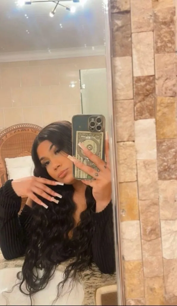 hottest baddie available 24/7
