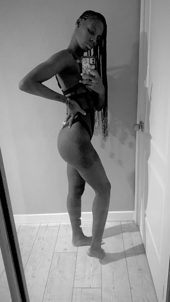 Available DayNight Incall Outcall Car Fun Content Available - Photo 3 | Escort in Los Angeles
