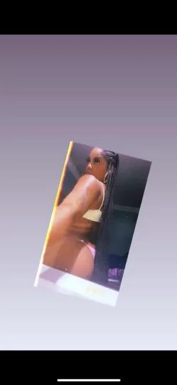REAL THICK BROWN SKIN🍑 , REAL WET 💦 , WATCH ME PLAY WITH MY TOYS !