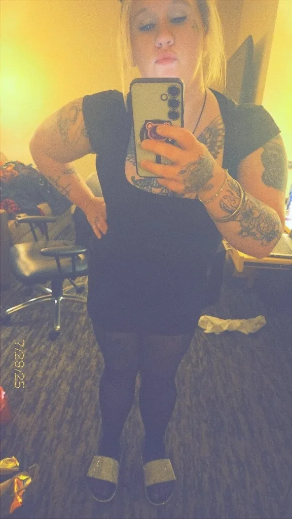 Thick Thighs and Pretty eyes! - Photo 2 | Escort in Sylmar