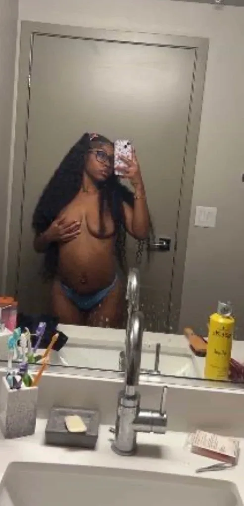 indulge in Elegance🥂🦋 Classy, Upscale , Discreet Party Girl - Photo 5 | Escort in Herndon